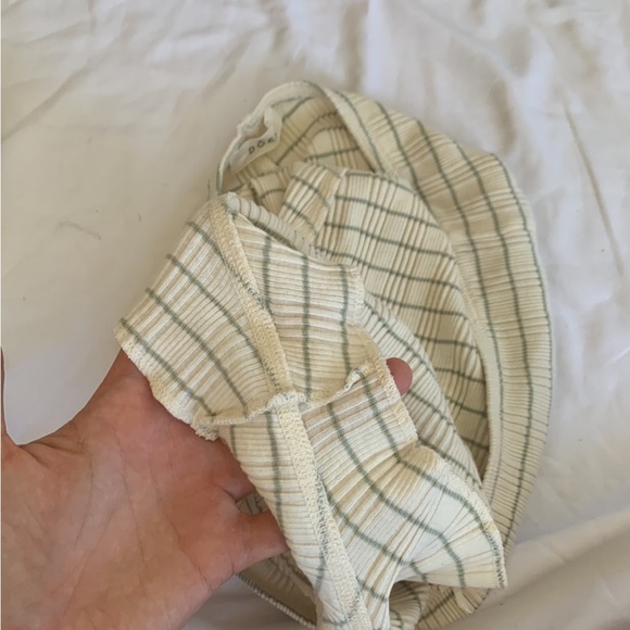 Doen Striped Cream Sleepwear Set - Picture 10 of 12